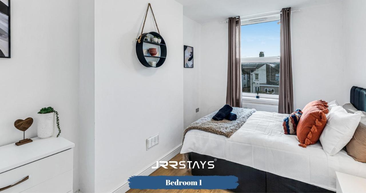 Cardiff Stylish 2 Bedroom Sleeps 6 Wi-Fi - Jrr Stays מראה חיצוני תמונה